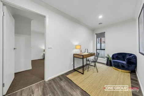 Property photo of 147 Wallara Waters Boulevard Wallan VIC 3756