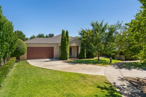 Property photo of 14 Doyle Crescent Seymour VIC 3660