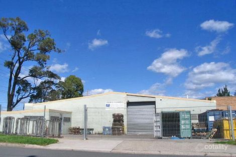 2 Powdrill Rd, Prestons, NSW 2170