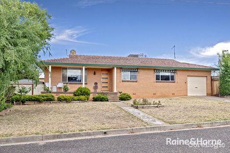 Property photo of 2 Doonba Street Hillvue NSW 2340