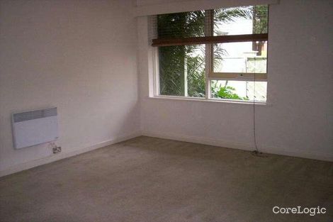 Property photo of 2/2B Loyola Avenue Brunswick VIC 3056