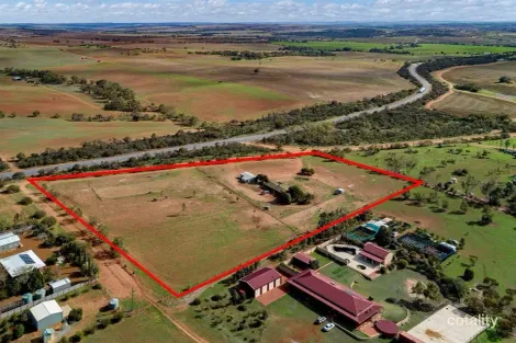 15 Gregory St, Isseka, WA 6535