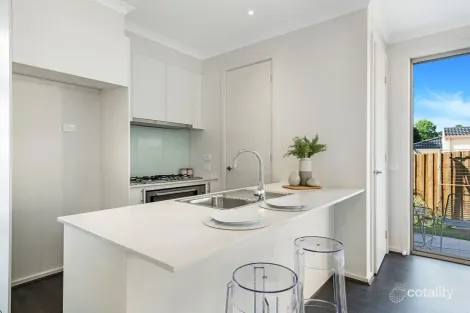 Property photo of 9 Groom Court Glen Waverley VIC 3150