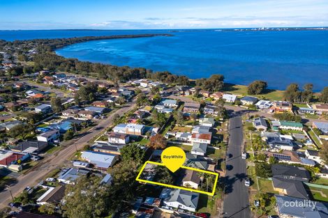 Property photo of 11 Albatross Road Berkeley Vale NSW 2261