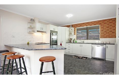 Property photo of 92 Bennetts Road Junortoun VIC 3551