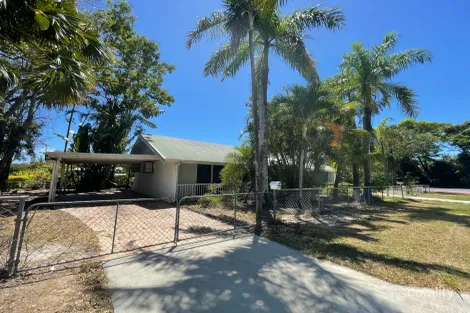 2/88 Cedar Rd, Palm Cove, QLD 4879