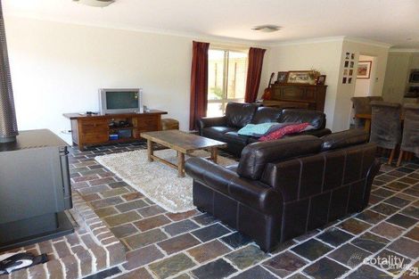 Property photo of 16 The Billabong Clifton Grove NSW 2800