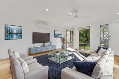 Property photo of 30 Columbus Place Forest Lake QLD 4078