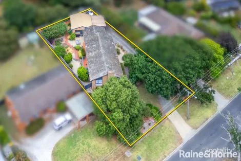 Property photo of 73 Howey Street Gisborne VIC 3437