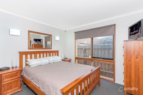 Property photo of 12 Wodonga Crescent Thomastown VIC 3074