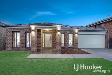 Property photo of 8 Willowdale Drive Cranbourne North VIC 3977