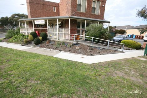 33-35 Lakewood Dr, Knoxfield, VIC 3180