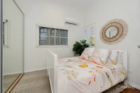 Property photo of 152 Francis Street West End QLD 4810