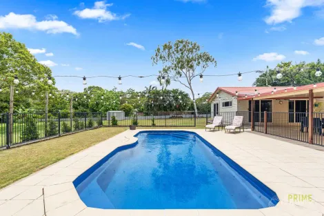 Property photo of 97 Seaview Drive Booral QLD 4655