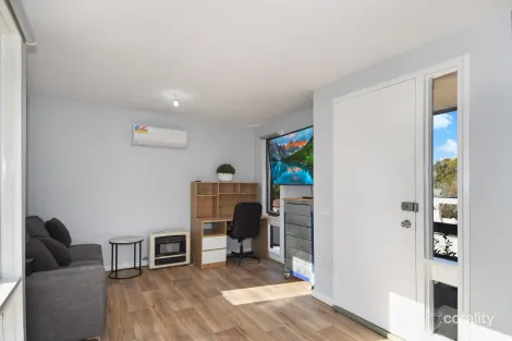 Property photo of 44 Havenhand Way Mitchell NSW 2795