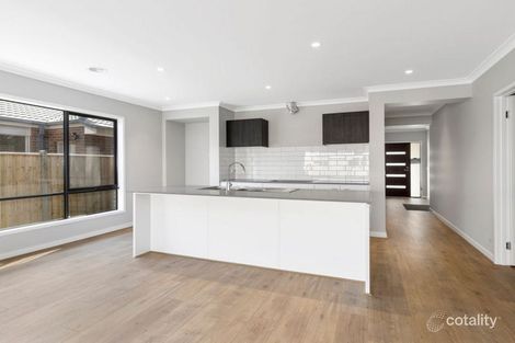 Property photo of 27 Silver Wattle Road Mount Duneed VIC 3217