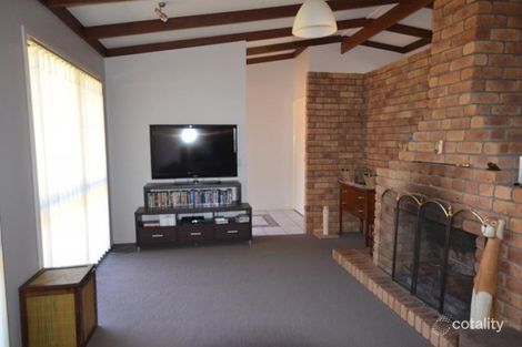 Property photo of 4 Page Court Kearneys Spring QLD 4350