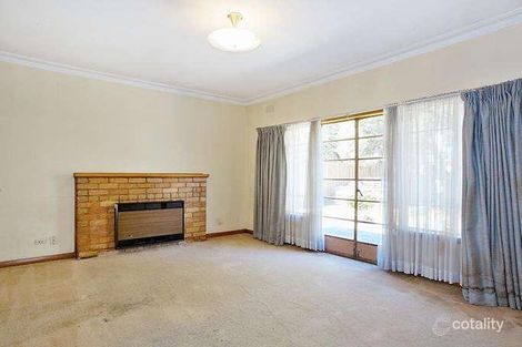 Property photo of 1 Grevillea Court Forest Hill VIC 3131