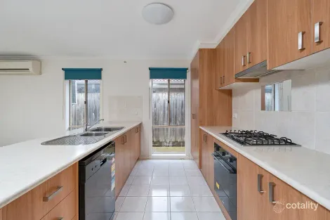 Property photo of 28 Carrum Woods Drive Carrum Downs VIC 3201