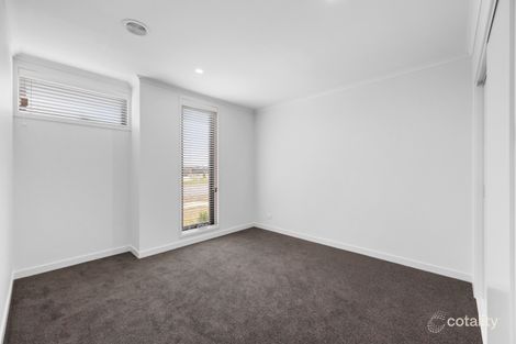 Property photo of 46 Lakeland Drive Lucas VIC 3350