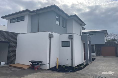 2/11 Eley Rd, Blackburn South, VIC 3130