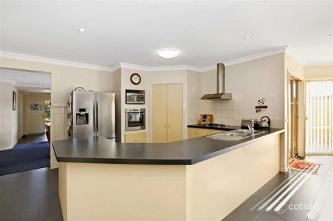 Property photo of 5 Corvette Close South Morang VIC 3752