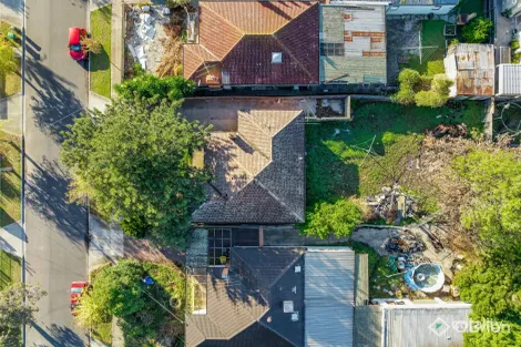 Property photo of 13 Laming Road Deer Park VIC 3023