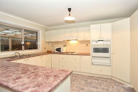 Property photo of 3 Tinara Court Cranbourne North VIC 3977