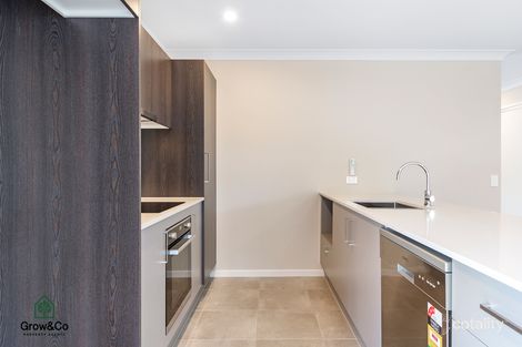 Property photo of 30 Riverlily Crescent Bellbird Park QLD 4300