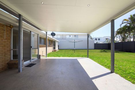 Property photo of 43 Point Cartwright Drive Buddina QLD 4575