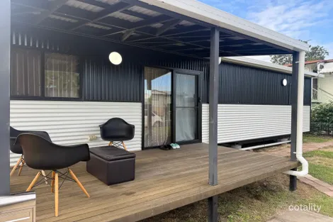 5 Churchill St, Park Avenue, QLD 4701