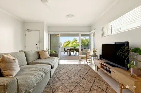 Property photo of 6/86 Pembroke Road Coorparoo QLD 4151