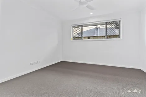 Property photo of 28 Rottnest Crescent Banya QLD 4551