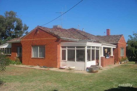 32 Moore St, Katamatite, VIC 3649