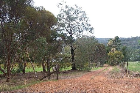 1670 Viveash Rd, Swan View, WA 6056