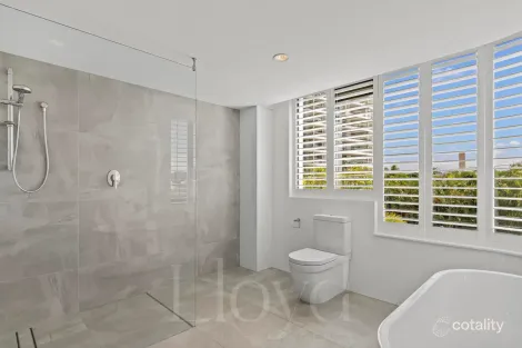 Property photo of 3/19 Peak Avenue Main Beach QLD 4217