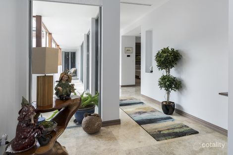 Property photo of 5823 Bayview Walk Hope Island QLD 4212
