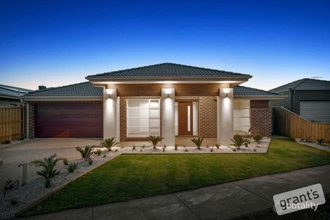 Property photo of 7 Illes Court Berwick VIC 3806