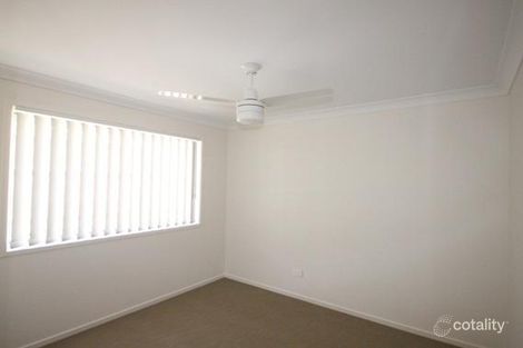 Property photo of 31 McLachlan Circuit Willow Vale QLD 4209