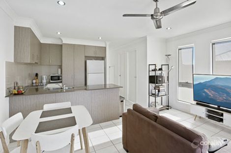 Property photo of 1/68A Makybe Diva Drive Ooralea QLD 4740