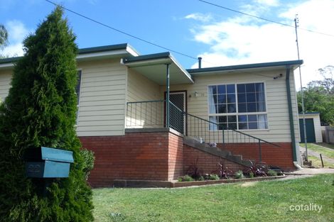 Property photo of 22 Buckley Crescent Oberon NSW 2787
