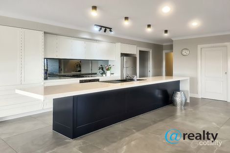 Property photo of 63 Mendel Drive Kelso NSW 2795