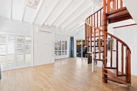 Property photo of 1/6 Mippi Road Halls Head WA 6210