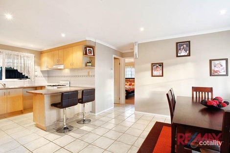 Property photo of 17 Ivan Crescent Hampton Park VIC 3976