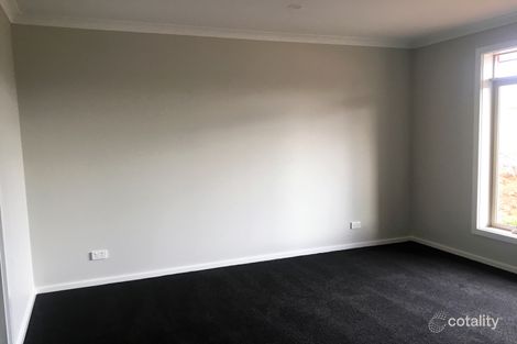 Property photo of 14 Heathland Avenue Warragul VIC 3820