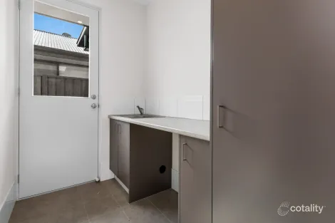Property photo of 6 Irving Place Para Hills SA 5096