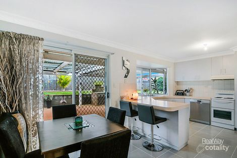 Property photo of 11 Millicent Court Centenary Heights QLD 4350