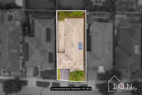Property photo of 72 Kosta Boda Boulevard Pakenham VIC 3810