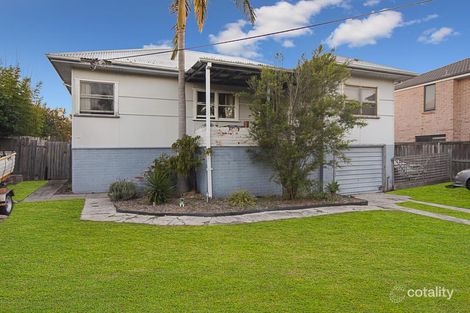 Property photo of 7 Yeddenba Avenue Blue Bay NSW 2261