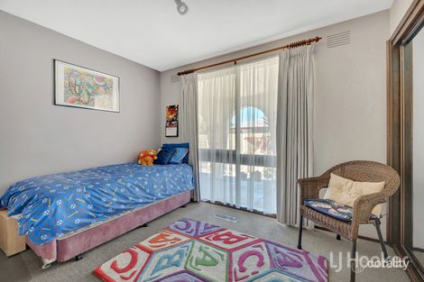 Property photo of 5 Vista Drive Melton VIC 3337